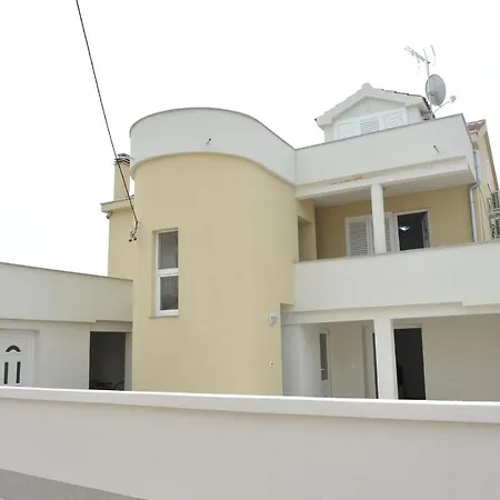 Sandy Apartment Ljubač